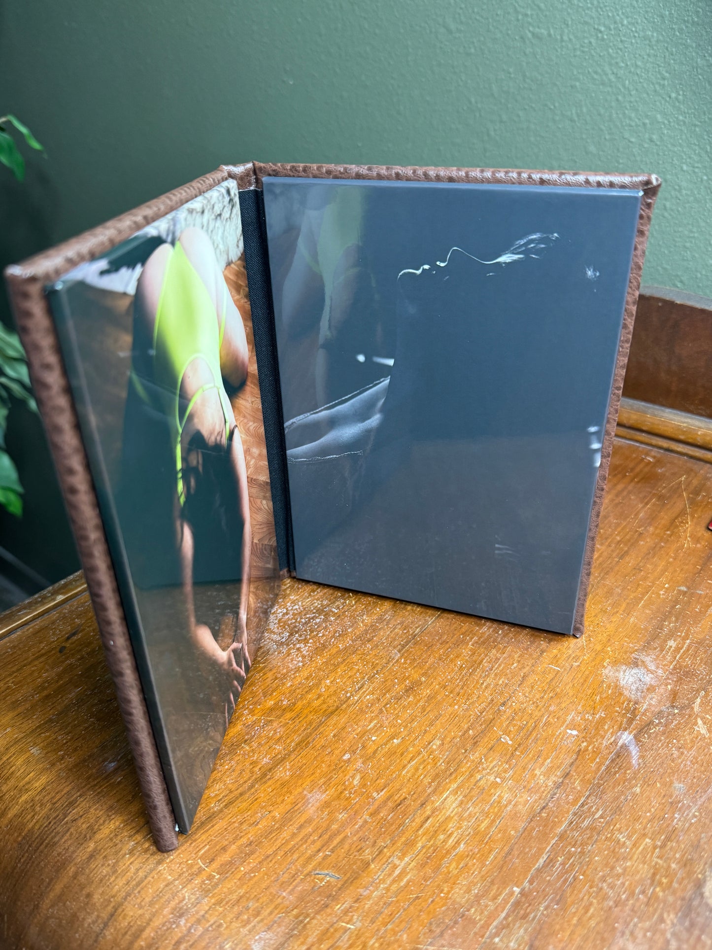 5x7 designer cover 2 image folio